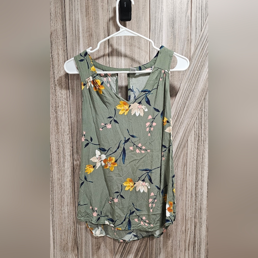 Floral Sleeveless Top